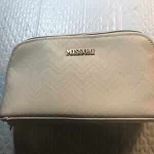 Delta One Missoni Amenity Bag - Cream- 2025